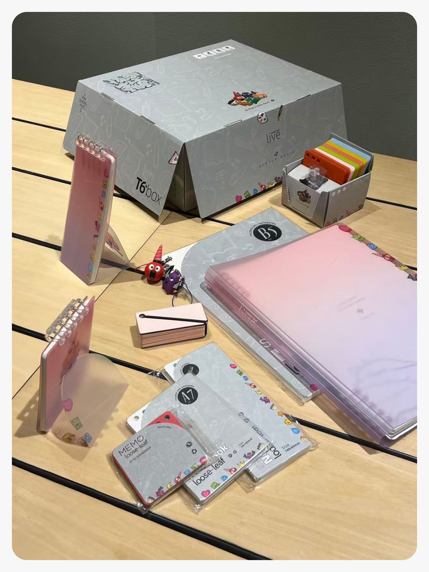 BookPlanet本册星球-火星小恶魔超薄活页本